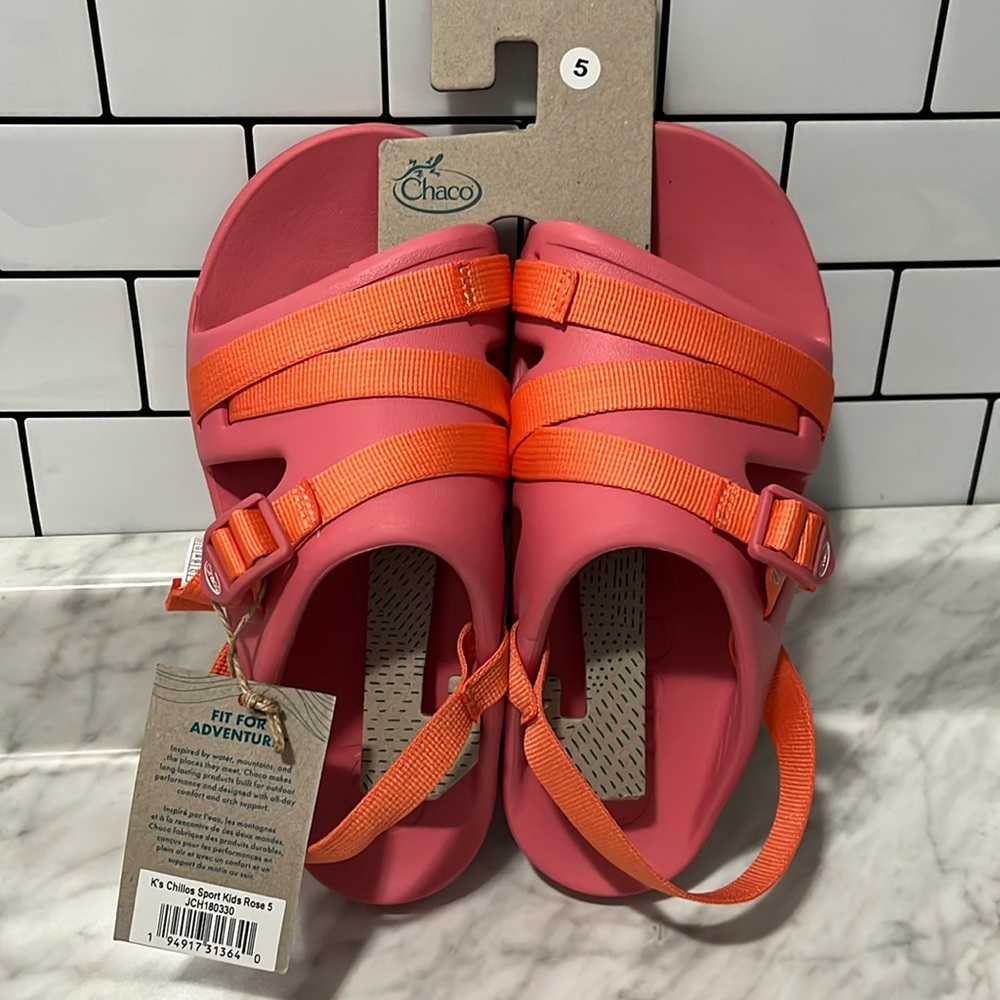 Chaco Chillos Sport Sandals NWT SIZE 5